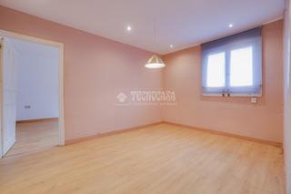 Appartement à Santa Rosa. Piso en venta en santa coloma de gramenet
