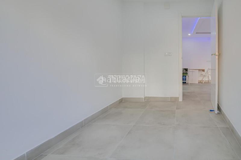 Foto 745109f3-db98-41fb-906e-29b73de098d0. Piso  en venta en Santa Rosa Santa Coloma de Gramenet