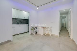 Appartamento in Santa Rosa. Piso en venta en santa coloma de gramenet