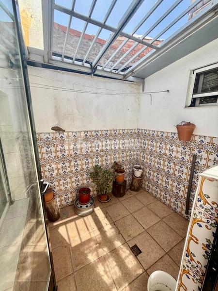 Foto 5003d62c-3488-40c6-8a2a-68c1e9b739d8. Casa aparellada amb calefacció a Palomeras Sureste Madrid