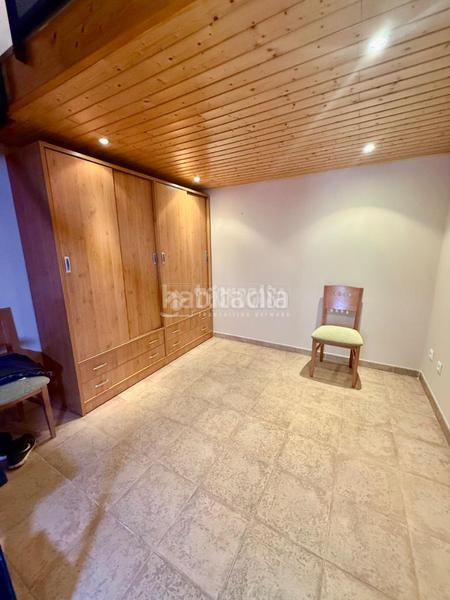 Foto 53671fb8-454b-4ecd-8225-0e7f6323a651. Casa aparellada amb calefacció a Palomeras Sureste Madrid