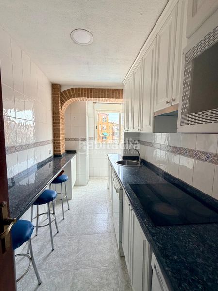 Foto f82f3d0e-7cb8-47d0-8dda-8c9e76c6e6e7. Piso  en venta en Casco Histórico de Vallecas Madrid
