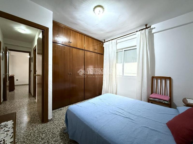 Foto a4edfa9b-e713-4f10-a62b-90e08c58aaf1. Pis a La Luz - El Torcal Málaga