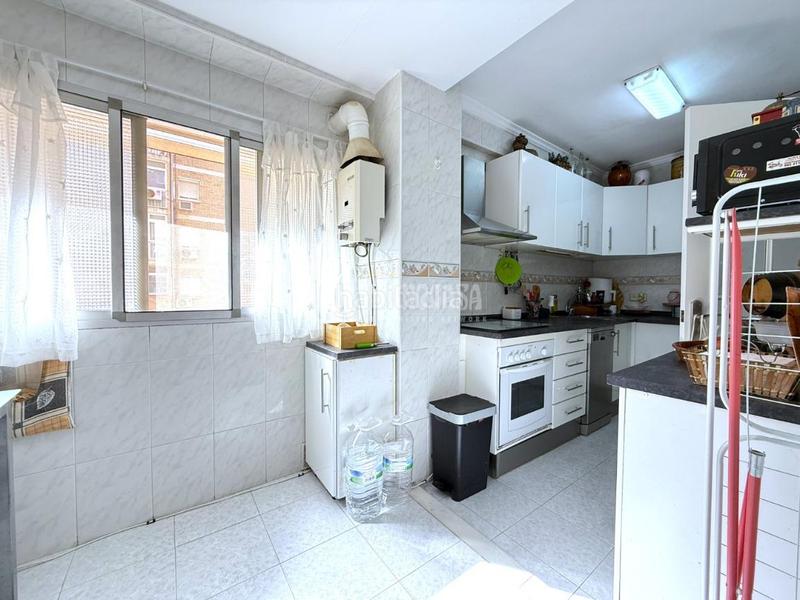 Foto 0f59f1cf-f04c-4c2b-8f59-1ae53bec5287. Pis a La Luz - El Torcal Málaga