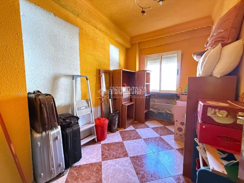 Foto ec059c0a-6419-455c-b3ea-d1c05d42d243. Pis a La Luz - El Torcal Málaga