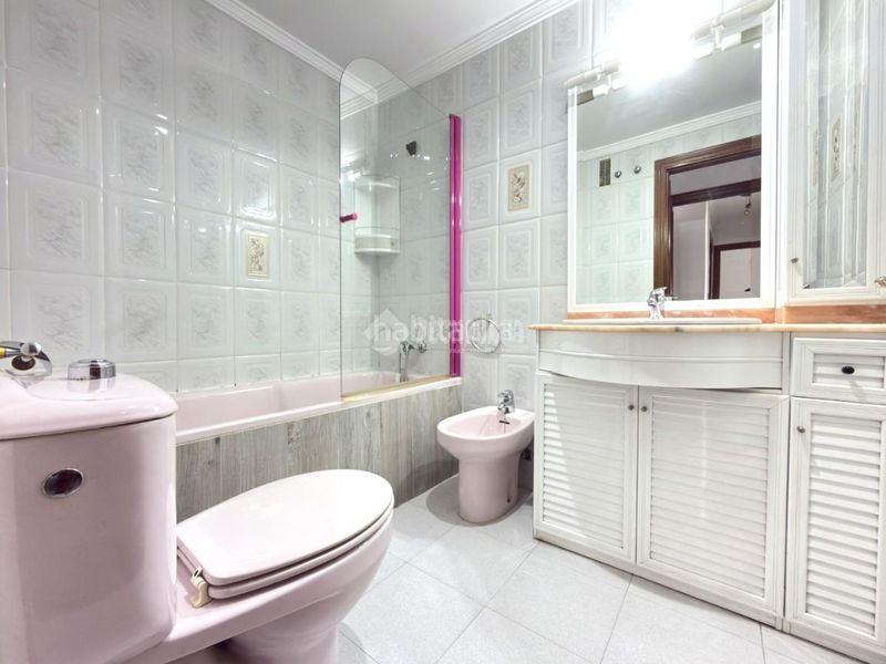 Foto 1e571225-32f3-42bd-8cca-00b0e08ed582. Piso  en venta en La Luz - El Torcal Málaga