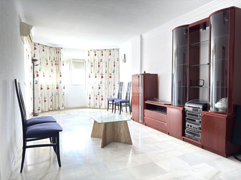 Foto 8a0eb860-a3ef-4b9f-9c3f-f9369653fc9f. Piso  en venta en La Luz - El Torcal Málaga
