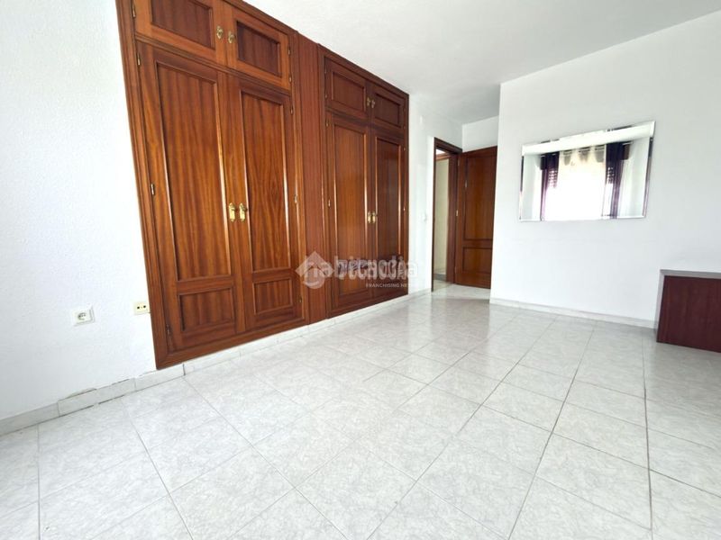 Foto e157e720-50b0-4227-a49a-4a1b1a0981d0. Piso  en venta en La Luz - El Torcal Málaga