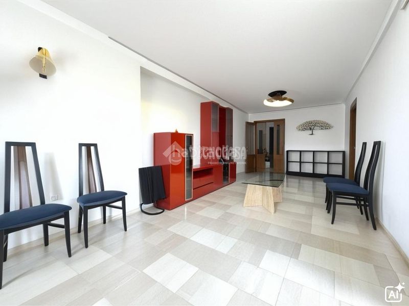 Foto fc42b57d-90ff-4c1c-a9c3-1b057aaf32f0. Piso  en venta en La Luz - El Torcal Málaga