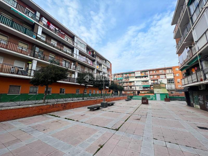 Foto 56ed14ae-d072-4f50-85b8-02a4fadda549. Aparcament cotxe a Batallas Leganés