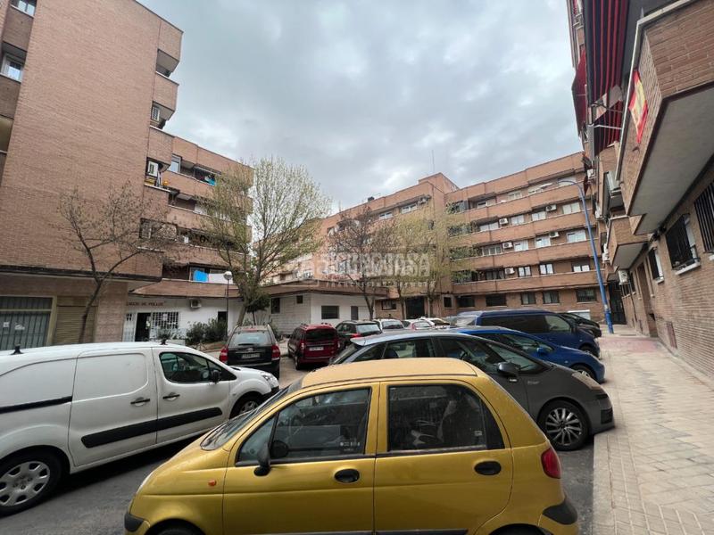 Foto d25d2f08-429b-439b-aa7c-467e5de43980. Autoparkplatz in Las Dehesillas-Vereda de los Estudiantes Leganés