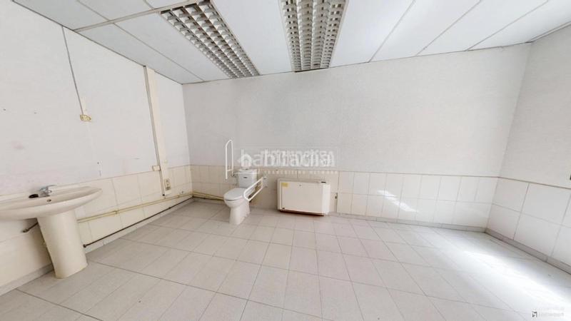 Foto d4a2f2f7-393f-4f33-b16d-6e7cc9cb3f01. Lloguer local comercial a Casco Antiguo Leganés