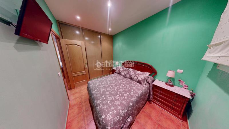 Foto ba4d92b8-4562-43e8-97fc-6adaeacfc080. Pis a Flores Leganés