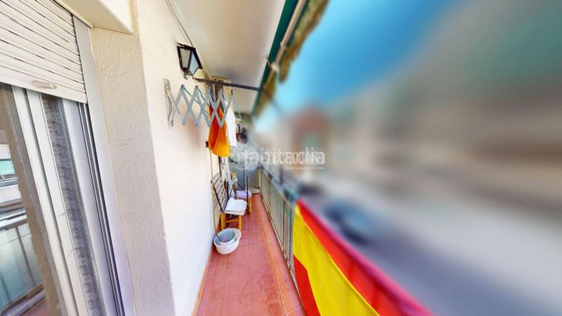 Foto 0328d588-ea89-441b-bd9f-8fef0649aeb7. Pis a Flores Leganés