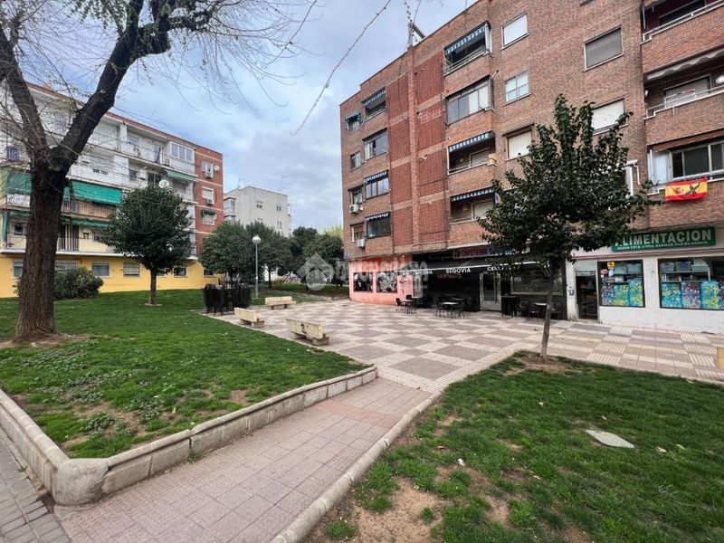 Foto e7fba780-87fb-4b75-b06e-58c73e8a0c5b. Pis a Flores Leganés