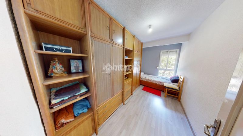 Foto a636c695-5efa-4380-9008-df7504dff379. Pis a Flores Leganés