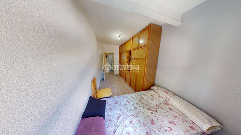 Foto aebfee5c-bb96-4134-9089-d0f993d64a3c. Pis a Flores Leganés