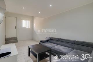 Maison à Les Oliveres. Casa en venta en santa coloma de gramenet