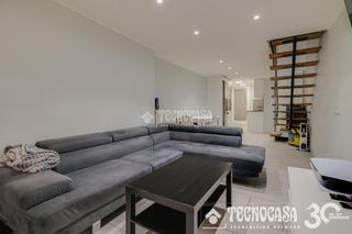 Casa a Les Oliveres. Casa en venta en santa coloma de gramenet