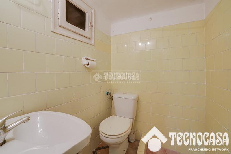 Foto 799b3cb0-8114-440d-8f12-978272076e4c. Piso  en venta en Singuerlín Santa Coloma de Gramenet