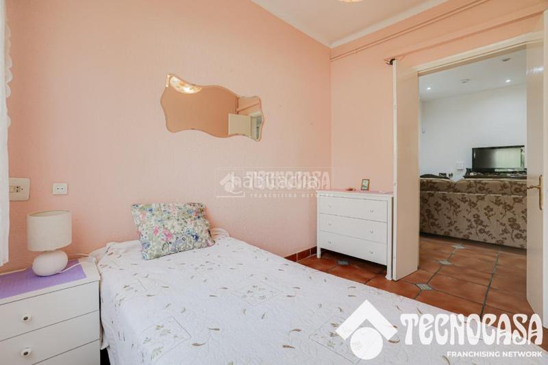 Foto ebd03e31-b916-44cd-9c6d-198a396b80d8. Piso  en venta en Singuerlín Santa Coloma de Gramenet