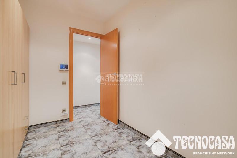 Foto 333b6617-5cc1-4f50-8a00-eff9c187b3cb. Appartement dans Singuerlín Santa Coloma de Gramenet