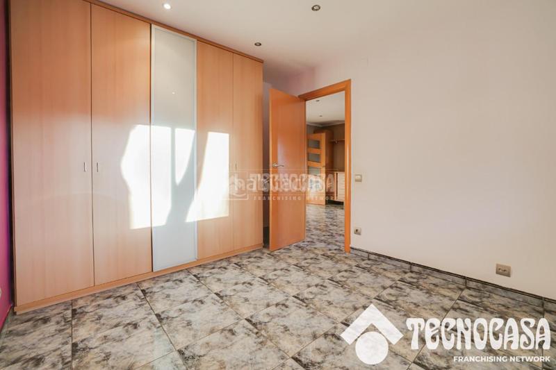 Foto 4cec66ea-732b-48ff-9023-ea9d4d6b0fe1. Appartement dans Singuerlín Santa Coloma de Gramenet