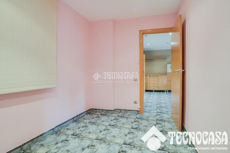 Foto f044baca-0459-476c-b906-e9082eaad89a. Appartement dans Singuerlín Santa Coloma de Gramenet