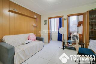 Appartamento in Singuerlín. Piso en venta en santa coloma de gramenet