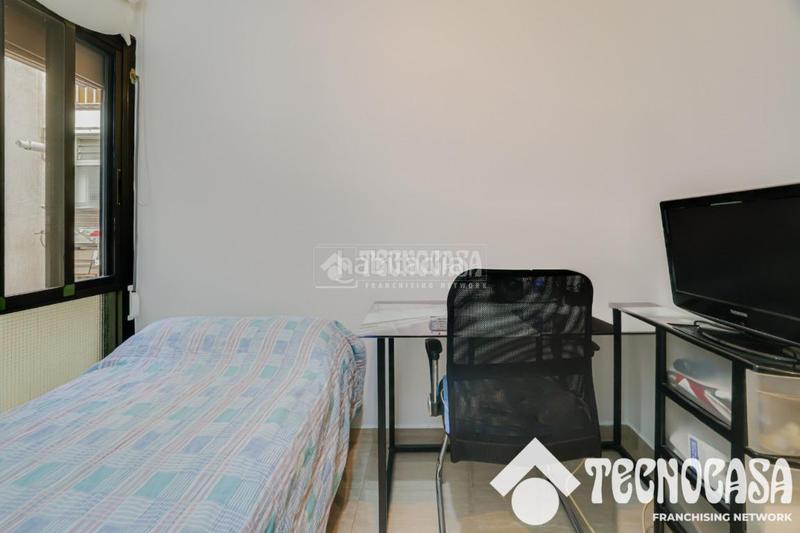 Foto 1bfe452f-6713-4577-97dd-0032fd83d4d0. Appartement dans Singuerlín Santa Coloma de Gramenet