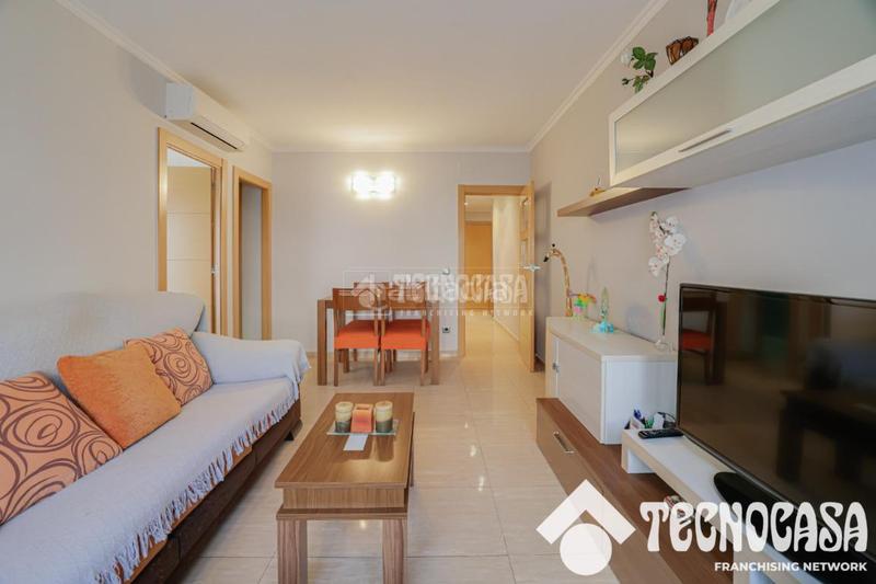 Foto 7c954d57-fba6-48a2-adce-35362a690eed. Appartement dans Singuerlín Santa Coloma de Gramenet