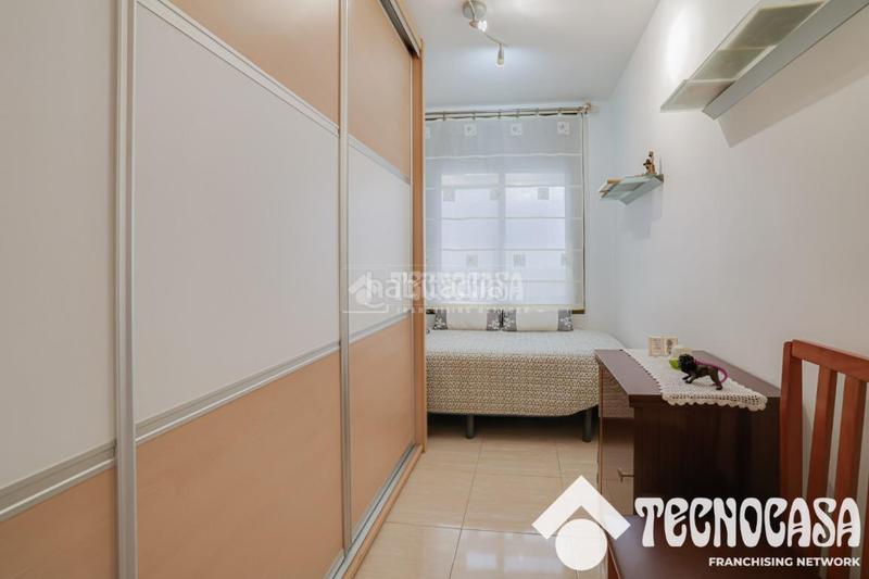 Foto f43df5f8-57ad-4759-887a-b2f06d34b25b. Appartement dans Singuerlín Santa Coloma de Gramenet