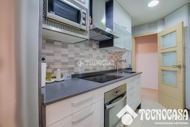 Foto f8919017-ca52-42dd-b94f-180369ac15af. Appartement dans Singuerlín Santa Coloma de Gramenet