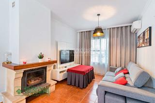 Towny house in Cártama. Casa en venta en cártama
