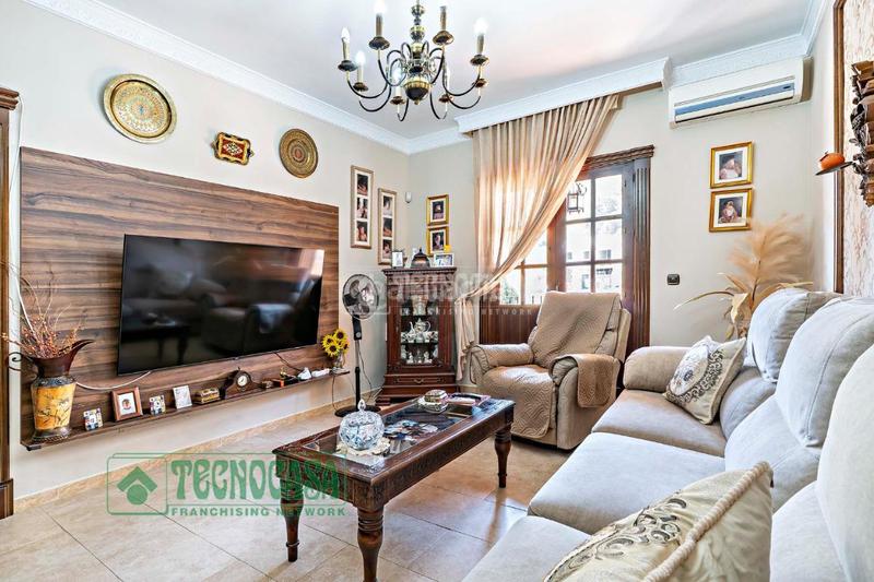 Foto 01180322-7b57-4f8e-b795-fd027c0f50cd. Maison jumelée dans Cártama