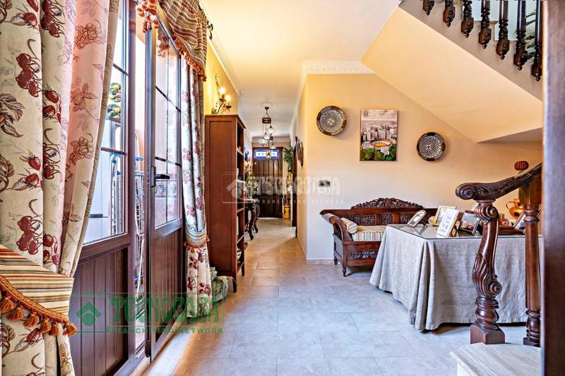 Foto b5819e17-b52a-4e77-a600-7c9069afd5fb. Maison jumelée dans Cártama