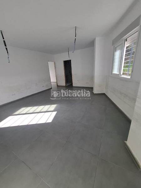 Foto 83c6cf24-b894-493d-aac2-81fa000eda3e. Pis a Cártama