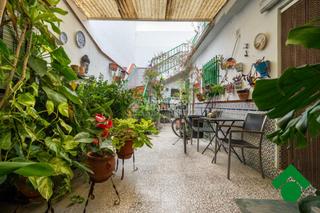 Casa aparellada a Cártama. Casa en venta en cártama