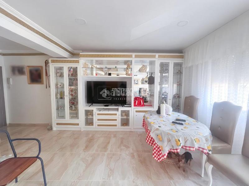 Foto ab2d67d5-260a-4898-9527-3a2dc626db71. Piso  en venta en Abrantes Madrid