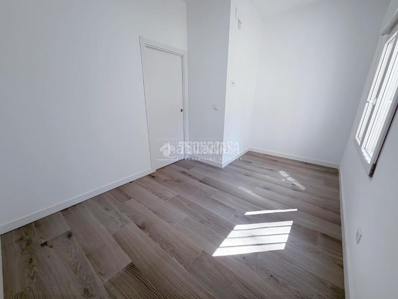 Foto 763e5263-e786-4b84-b4e8-c25ef625302a. Pis a Abrantes Madrid