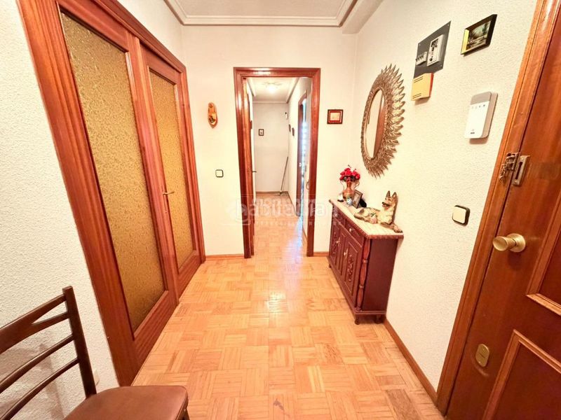 Foto f333bd90-833b-4ee3-8238-5cad052927da. Pis amb calefacció aparcament a Abrantes Madrid