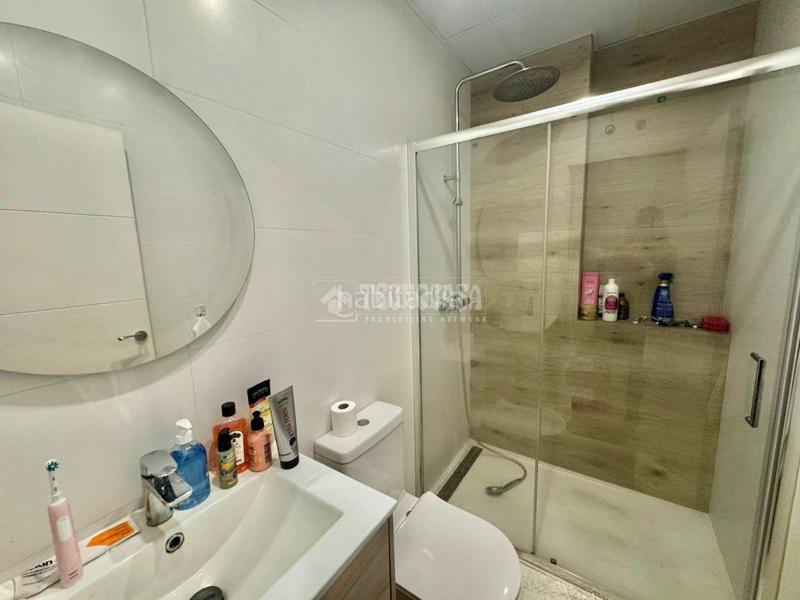 Foto e077dde5-f885-4643-8926-1387f76c9f15. Casa pareada casa en venta en puerto de Estepona Estepona