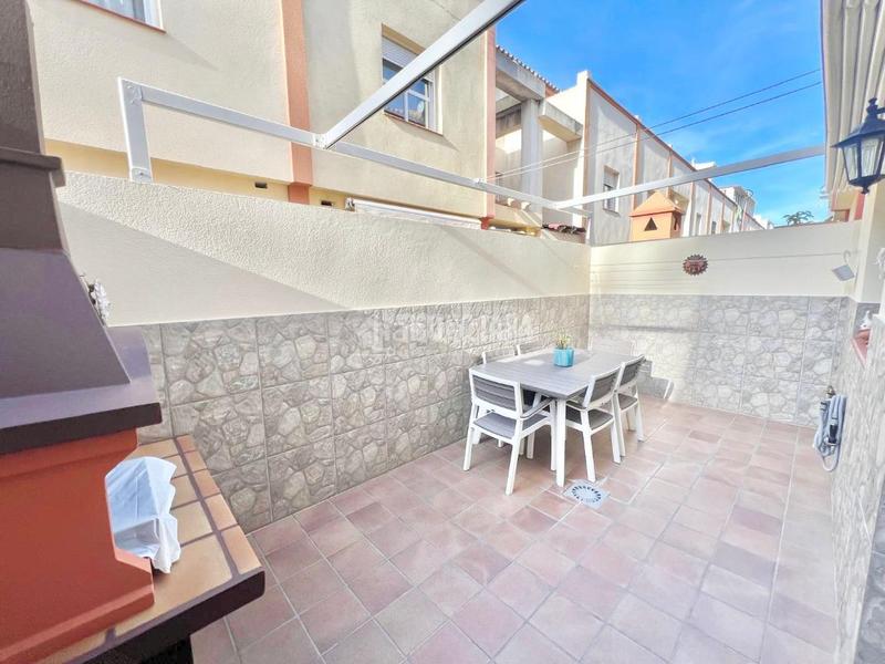 Foto 906e9234-7820-4e05-b3ff-8bdb6f3f0da8. Casa pareada casa en venta en Cancelada Estepona