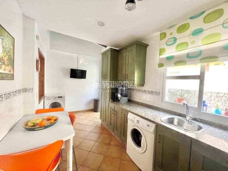 Foto e53c3a3b-c76f-4328-a4d7-160ff2739b6b. Casa pareada casa en venta en Cancelada Estepona