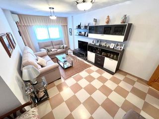 Pis  C. huerta nueva. Piso en venta en estepona