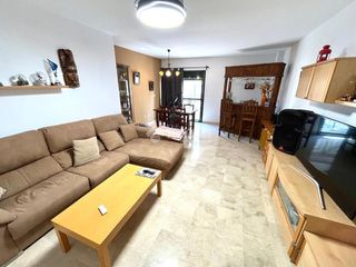 Pis  C. carlos cano. Piso en venta en estepona