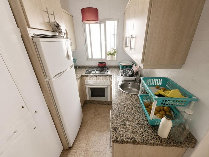 Foto e1b8535f-e298-45c7-ad0a-b29bdb7197da. Casa aparellada a puerto de Estepona Estepona