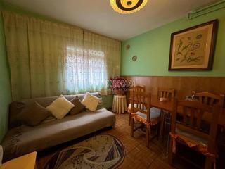 Haus in Calle Pinto-San Roque. Casa en venta en parla