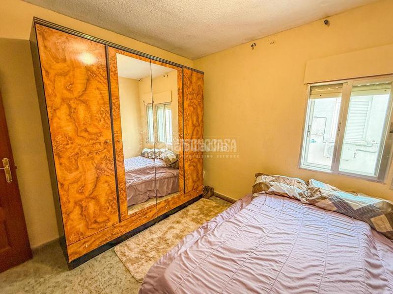 Foto 1d9cc54f-9960-448e-8aeb-1577a450f817. Piso  en venta en Pintores-Ferial Parla