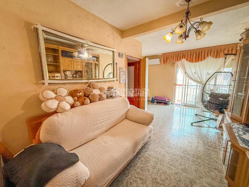 Foto e4769e9e-5b3c-4643-a691-cdfd3df5fe43. Piso  en venta en Pintores-Ferial Parla